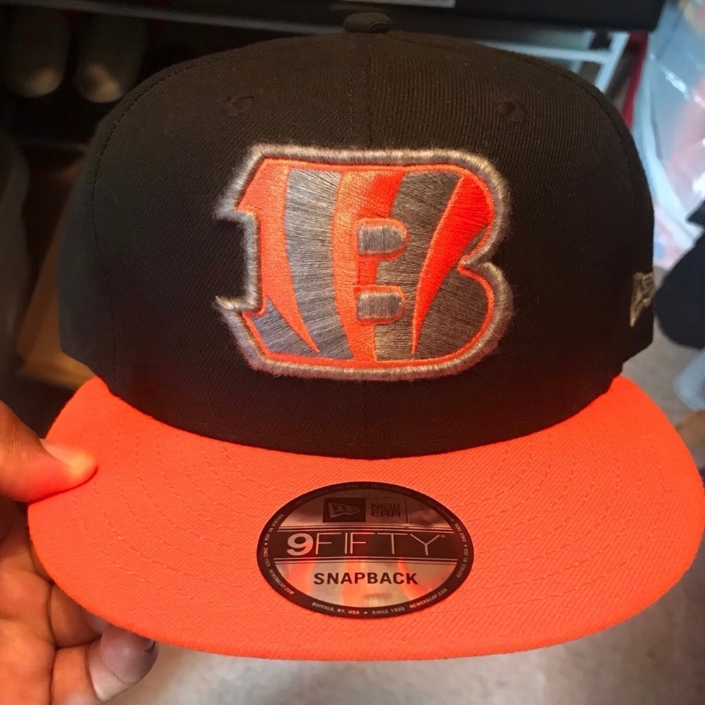Cincinnati Bengals New Era Snapback Hat.